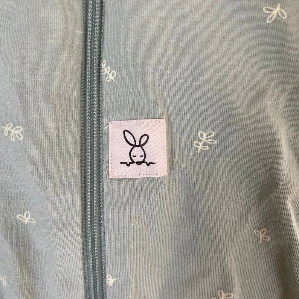 ErgoPouch Cocoon Swaddle Bag 0.2 TOG Sage Green Floral Organic Cotton 0-3 Months